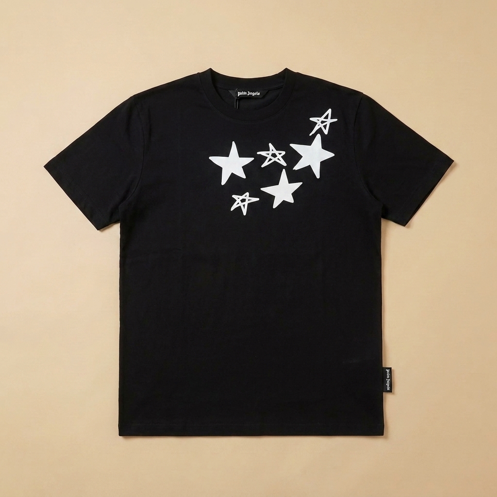 T-shirt usata nera con stelle bianche